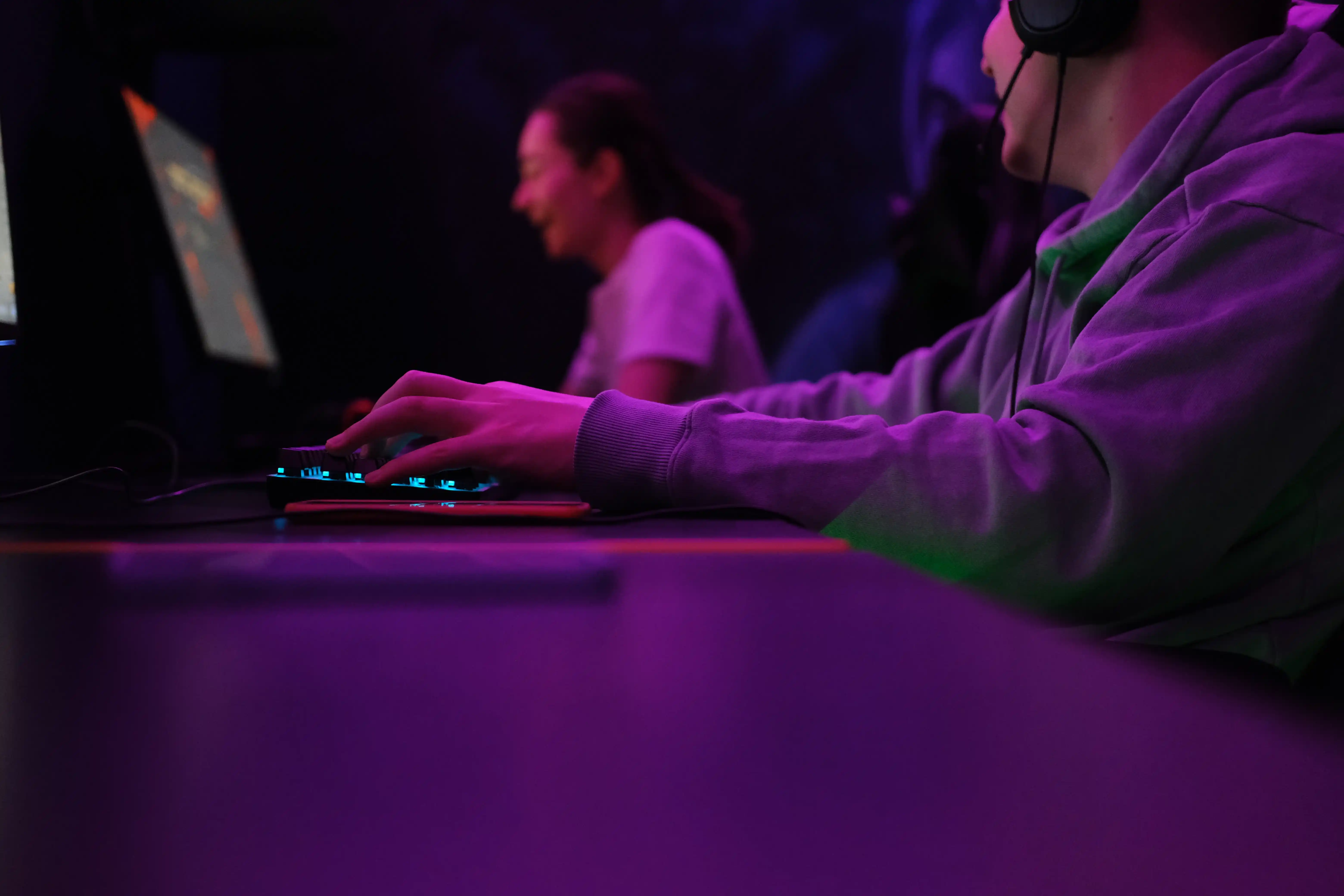 Visitors enjoying VR at Centr IXhub